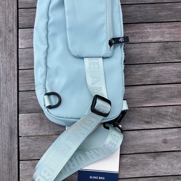 Penguin be an original sling bag Mint colors New - Picture 4 of 8